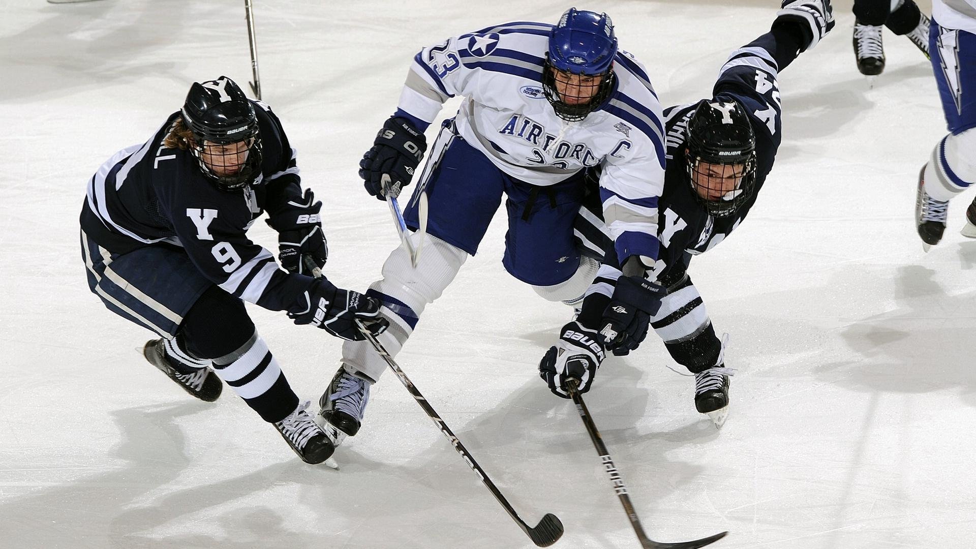 北京国安球员荣获联赛最佳新人，北京国安球员2021